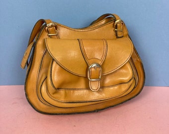 Vintage Leather Handbag, Light Tan, Top Handle, 60s, 70s, Mod, Academia