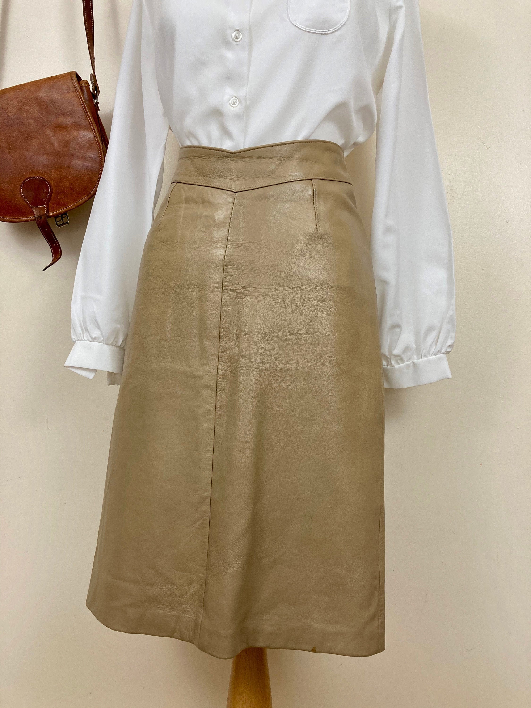 Image of S Leather Straight Skirt. Beige. Uk -. Pencil. Knee Length