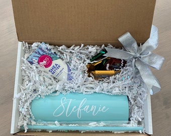 Gift Box | Holiday Gift Box | Thinking of You | Quarantine Gift  | Care Package | Birthday Gift Box | Personalized Gift Box | Friend Gift
