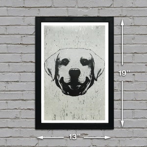 Puede incluir: Ilustraci&oacute;n en blanco y negro de la cabeza de un perro Labrador Retriever en un marco negro de 33 cm x 48 cm.