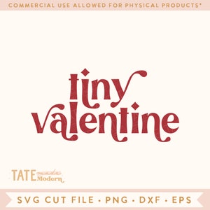 Puede incluir: Diseño gráfico de texto rojo con las palabras "tiny valentine" en una fuente estilizada. El texto está sobre un fondo blanco.