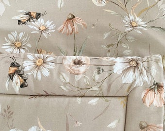 Gold meadow on Carmel - boxkleed (box rug), baby play mat, flowers baby playmat, krabbeldecke