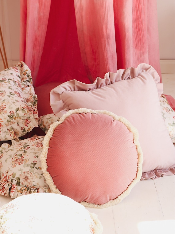 Pink round velvet pillow new arrivals