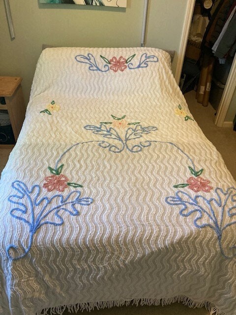 Vintage Chenille Queen Bedspread