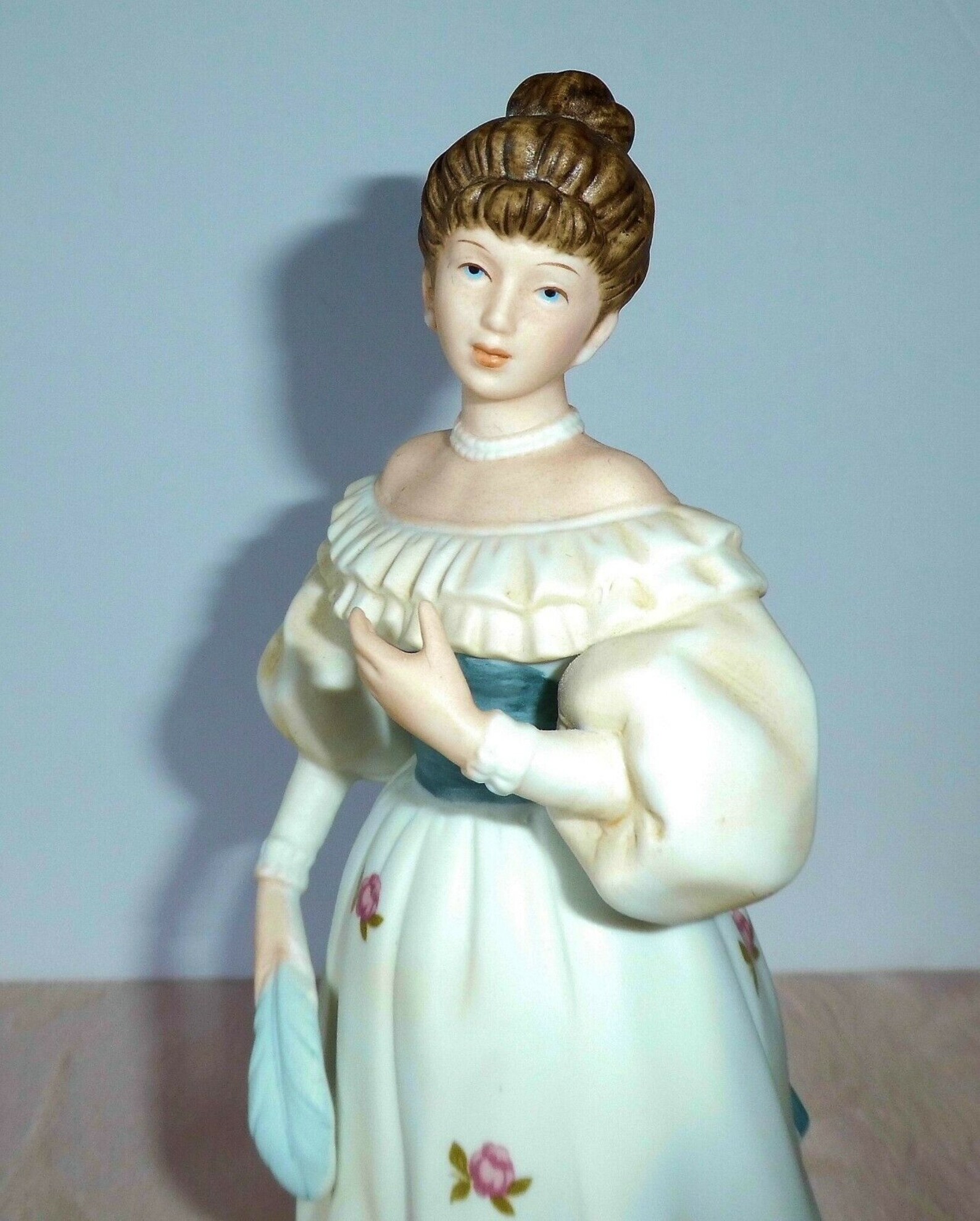 HOMCO Victorian Lady Porcelain Figurine 1463 Belle of the Ball Etsy