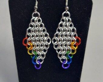 Sliver and Rainow Diamond Shaped Chainmaille Earrings