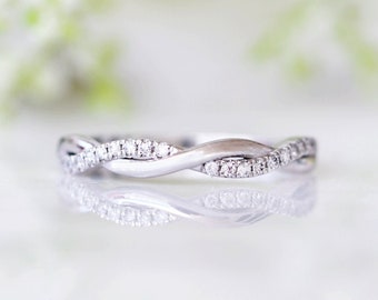 womens vine wedding band