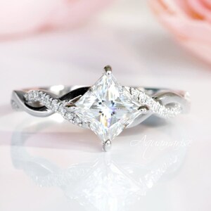 Princess cut white sapphire 925 2024 sterling silver twisted halo engagement ring
