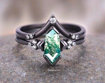 Anillo de ágata de musgo verde cortado en ataúd- Anillo de compromiso de ágata natural de plata esterlina relleno de rodio negro- Anillo de promesa- Regalo de aniversario para ella