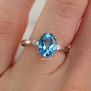 Swiss Blue Topaz Engagement Ring in 925 Sterling Silver- Unique Oval Cut Dainty Promise Ring- November Birthstone Anniversary Gift For Her
