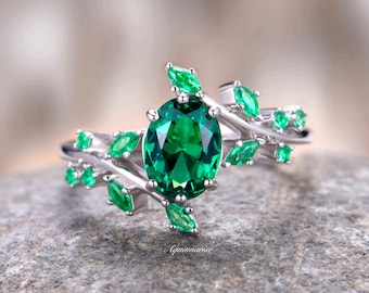 Emerald Green Leaf Engagement Ring For Women- 925 Sterling Silver- Unique Promise Ring- May Birthstone Jewelry- Anniversary Gift For Her