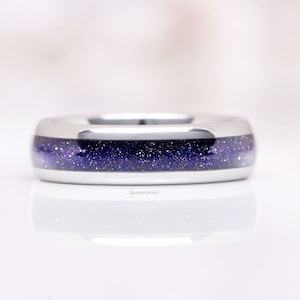 Anillo de bodas para hombre con nebulosa de la Gran Grieta - Anillo de carburo de tungsteno plateado con arenisca galáctica - Anillo de plata de 6 mm con pulido abovedado y ajuste cómodo