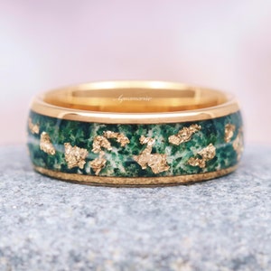 Green Moss Agate & Gold Leaf Men&#39;s Wedding Band- Gold Tungsten Carbide 8mm Comfort Fit Ring- Nature Wedding Ring- Anniversary Gift For Him