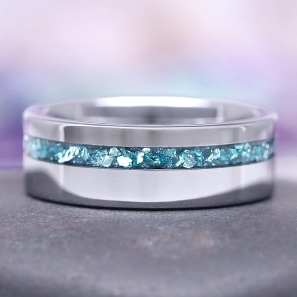 Alianza de boda de aguamarina triturada en carburo de tungsteno de 8 mm. Anillo para hombre y mujer. Anillo minimalista de aniversario. Piedra natal de marzo. Regalo para él.