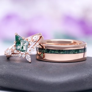 Skye Kite® Green Moss Agate Couples Ring Set- His and Hers Wedding Band- 14K Rose Gold Vermeil/ Tungsten Matching Promise Rings Anniversary
