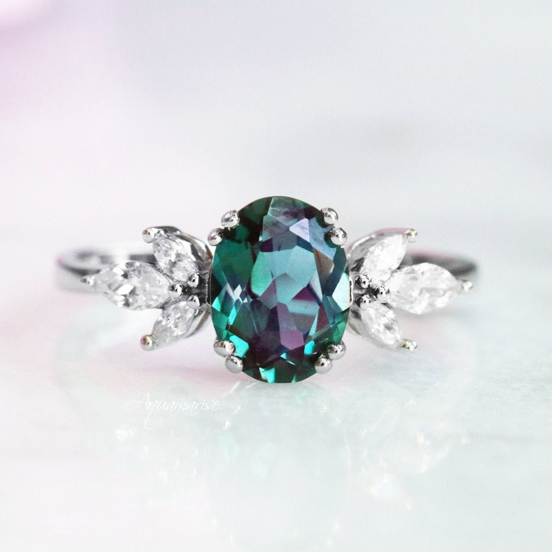 Eva Alexandrite Ring- Teal / Purple Alexandrite Engagement Ring- Promise Ring Color Changing Gemstone June Birthstone- Birthday Gift For Her 