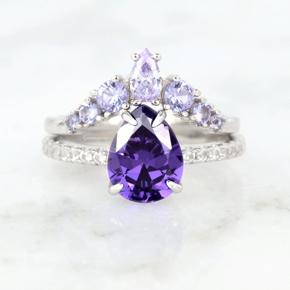 Sterling Silver Teardrop Pear Amethyst and Diamond Crown Ring Sterling Silver Teardrop Pear Amethyst and Diamond Crown Ring