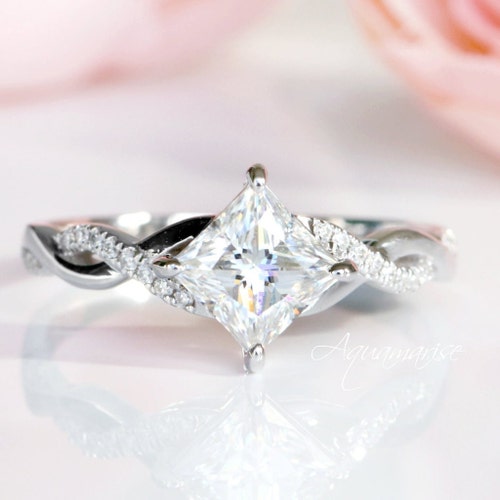 Elegant Princess Cut Engagement Rings