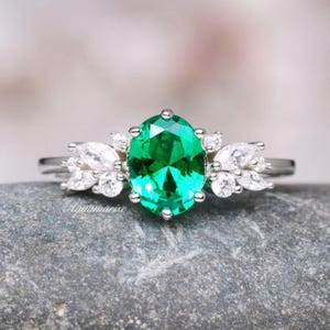 Vintage Emerald Ring- 925 Sterling Silver Floral Engagement Ring For Women- Unique Promise Ring- May Birthstone- Anniversary Gift For Her