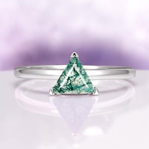 Triangle Green Moss Agate Ring in 925 Sterling Silver- Moss Agate Minimalist Engagement Ring Unique Promise Ring Anniversary Gift For Her