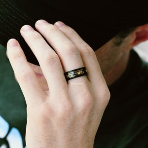 Black Onyx & Meteorite Gold Leaf Couples Ring His and Hers Wedding Band Gold Ring Set Matching Nature Couples Unique Vintage Promise Ring image 5