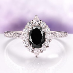 Black Onyx Engagement Ring in 925 Sterling Silver Ring- Black Gemstone Unique Promise Ring- Black Vintage Ring- Anniversary Gift For Her