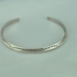 5 1/2'' Dainty Solid 925 Sterling Silver Native Pattern Cuff Bracelet