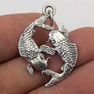 Melusine Solid 925 Sterling Silver Pisces Twin Fish Zodiac Birthday Gift Pendant