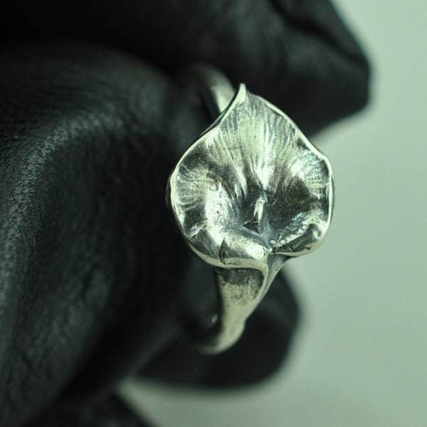 Dainty Solid 925 Sterling Silver Arum Calla Lily Adjustable Spoon Ring