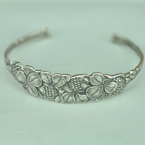 5 3/4'' Solid 925 Sterling Silver Clover Shamrock Flower Cuff Bracelet