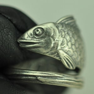Solid 925 Sterling Silver Large Happy Fish Adjustable Spoon Ring