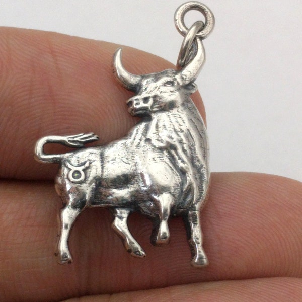 Melusine Solid 925 Sterling Silver Taurus Bull Zodiac Birthday Gift Pendant