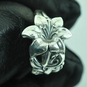 Solid 925 Sterling Silver Lily Flower Floral Adjustable Spoon Ring - Different Materials Available