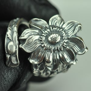Solid 925 Sterling Silver Large Sunflower Flower Floral Adjustable Spoon Ring