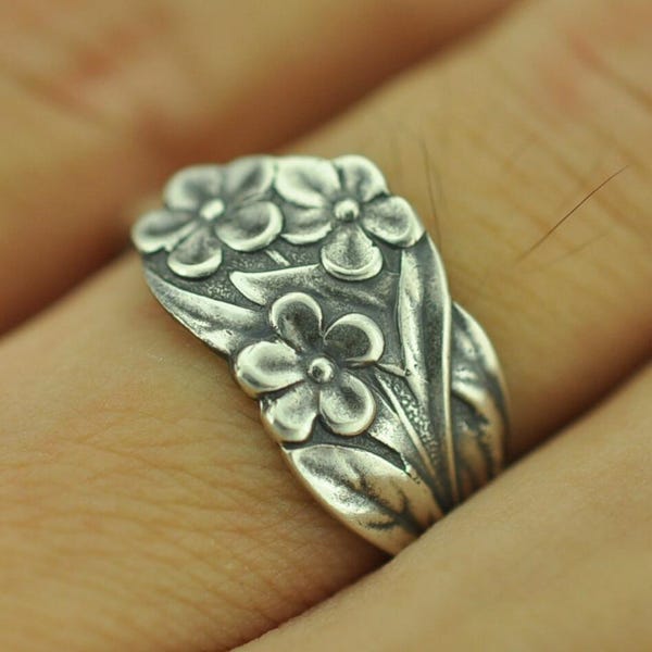 Solid 925 Sterling Silver Dainty Small Forget-Me-Not Flower Floral Adjustable Spoon Ring - Different Materials Available