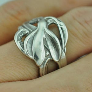 Solid 925 Sterling Silver Snow Drops Lily Flower Spoon ring - Different Materials Available