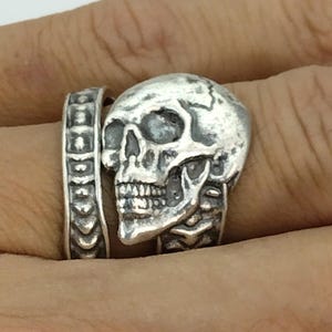 Solid 925 Sterling Silver Human Skull With Spine Adjustable Spoon Ring