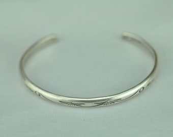 5 3/4&#39;&#39; Dainty Solid 925 Sterling Silver Pattern Cuff Bracelet