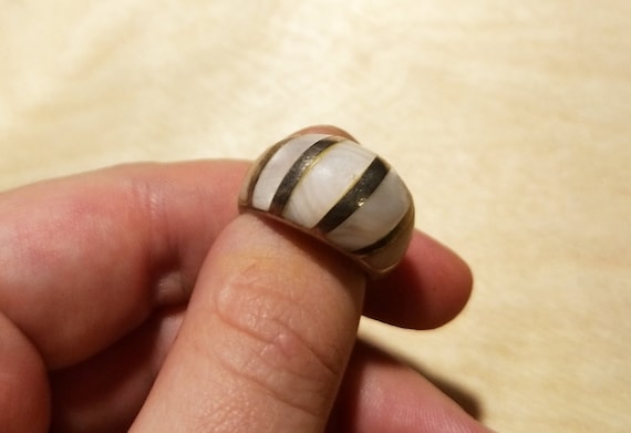 Sterling silver domed ring with shell inlay size … - image 3
