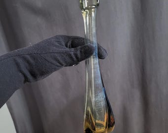 Vintage midcentury modern dark olive green Viking glass three foil swung vase 9.5"