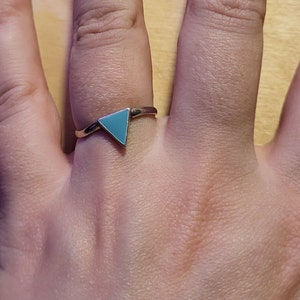 Sterling silver ring with enameled turquoise colored triangular &quot;stone&quot; size US 7 1/2