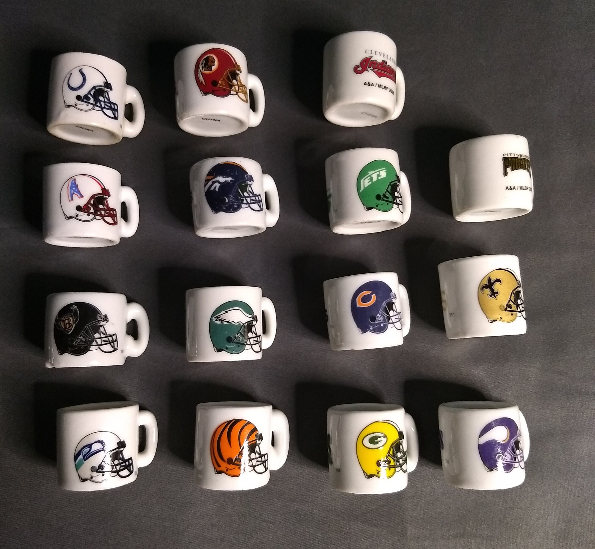 Encore, NFL Mini Mugs