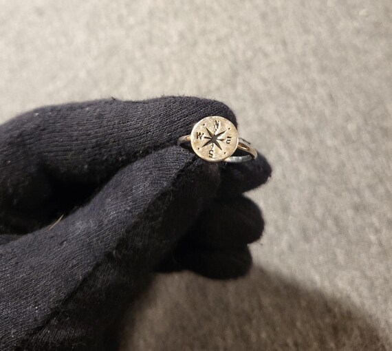 Sterling silver ring with cardinal directions com… - image 3