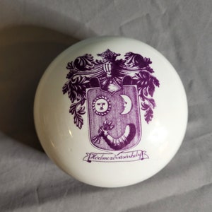 Alfoldi porcelain Hungary Hódmezővásárhely purple coat of arms bonbonier round box