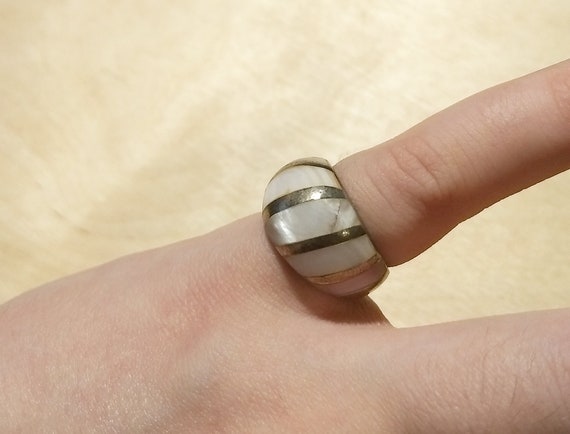 Sterling silver domed ring with shell inlay size … - image 2