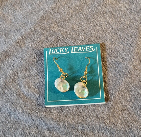 Lucky Leaves vintage 24k gold dipped rainbow shel… - image 4
