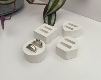 Minimalist Geometric Ring Holders – Modern Concrete Jewellery Display Stand
