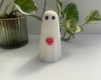 Handmade Ghost Figurines plus accessory: Spooky Halloween Shelf Decor