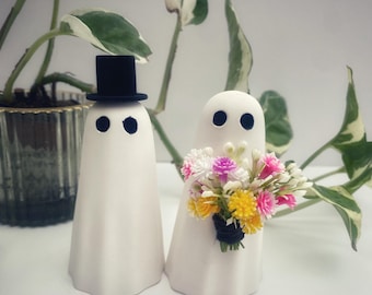 Wedding Ghost cake topper Figurines: Spooky Halloween Shelf Decor