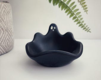 Ghost Trinket Dish — Cute Spooky Home Décor